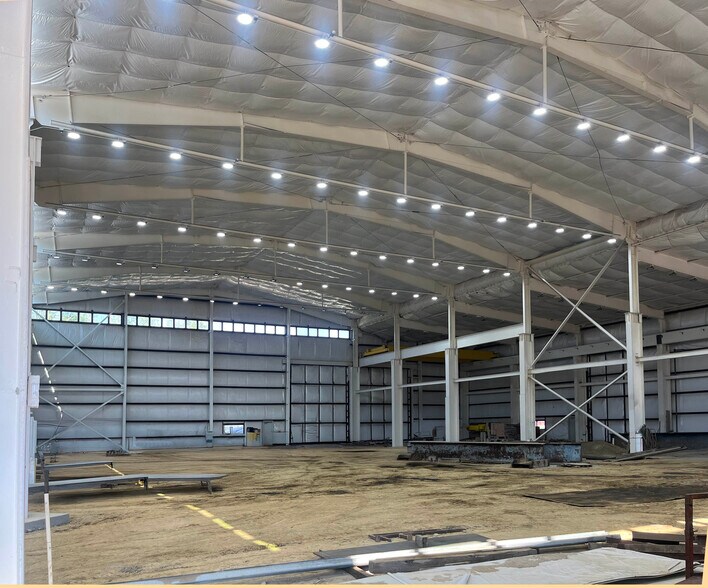 More Photos Of 5205 Cleveland Massillon Rd, Norton Manufacturing For Lease