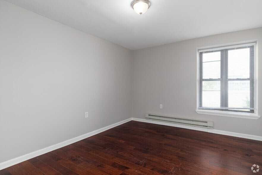 More Photos Of 200 Deal Lake Dr, Asbury Park Apartments For Sale