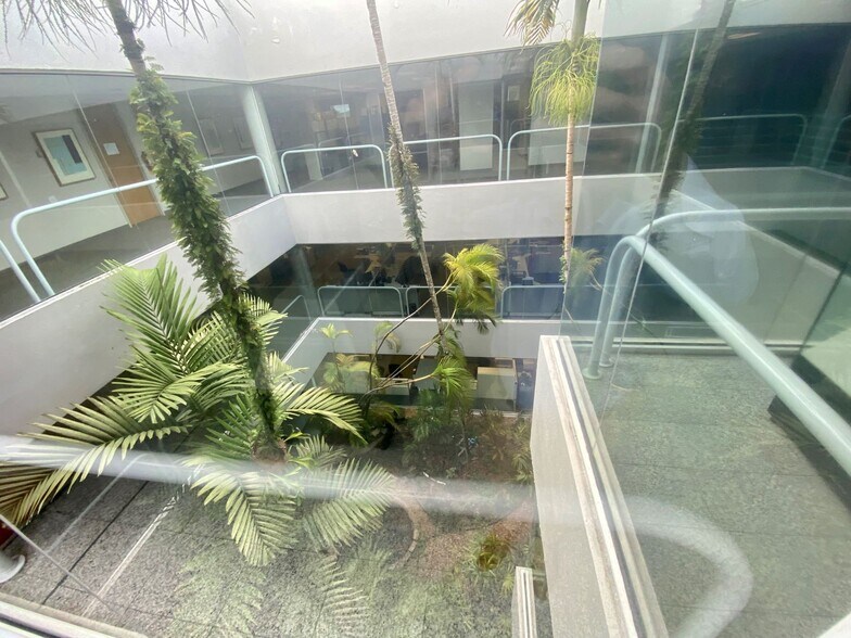 More Photos Of 7900 NW 154th St, Miami Lakes Office For Lease