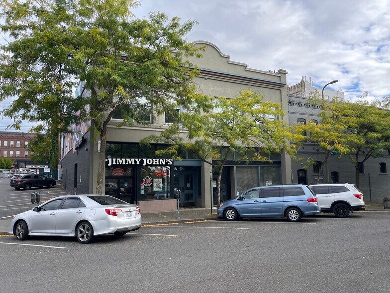 More Photos Of 1204 Railroad Ave, Bellingham Office For Lease