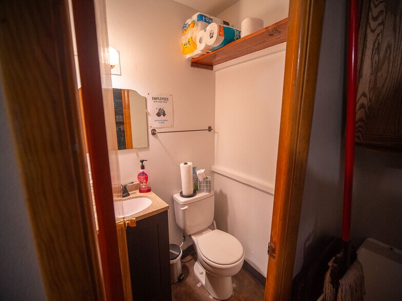 More Photos Of 2 E Main St, New Hampton General Retail For Sale