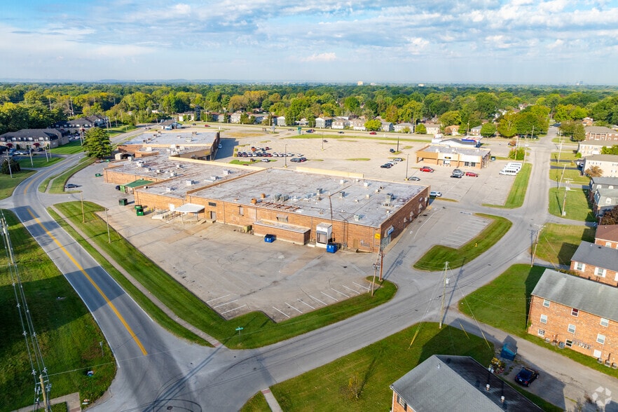 More Photos Of 3411-3441 Breckenridge Ln, Louisville Unknown For Lease