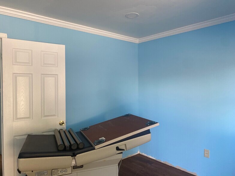 More Photos Of 808 Baltimore Pike, Bel Air Medical For Sale