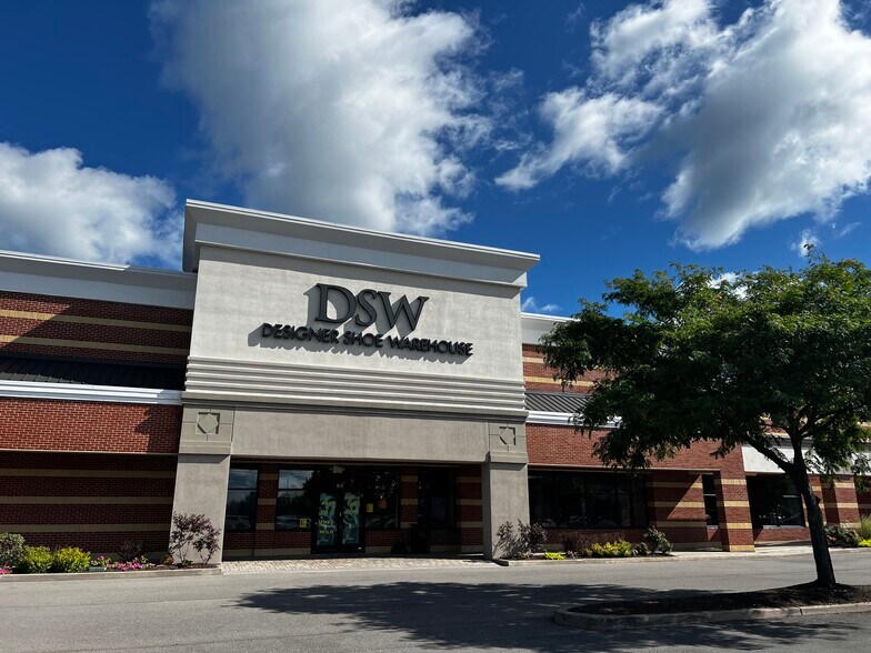 More Photos Of 10-40 Square Dr, Victor Unknown For Lease