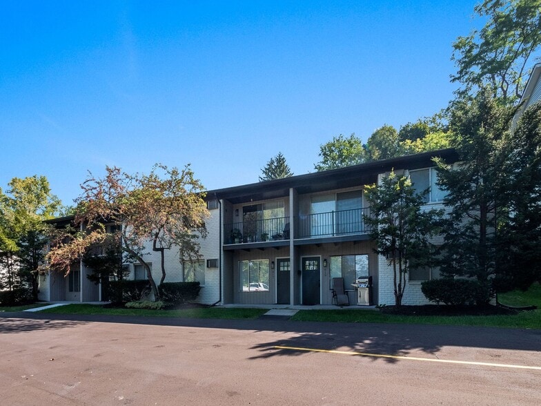 More Photos Of 811-845 N Main St, Milford Apartments For Sale