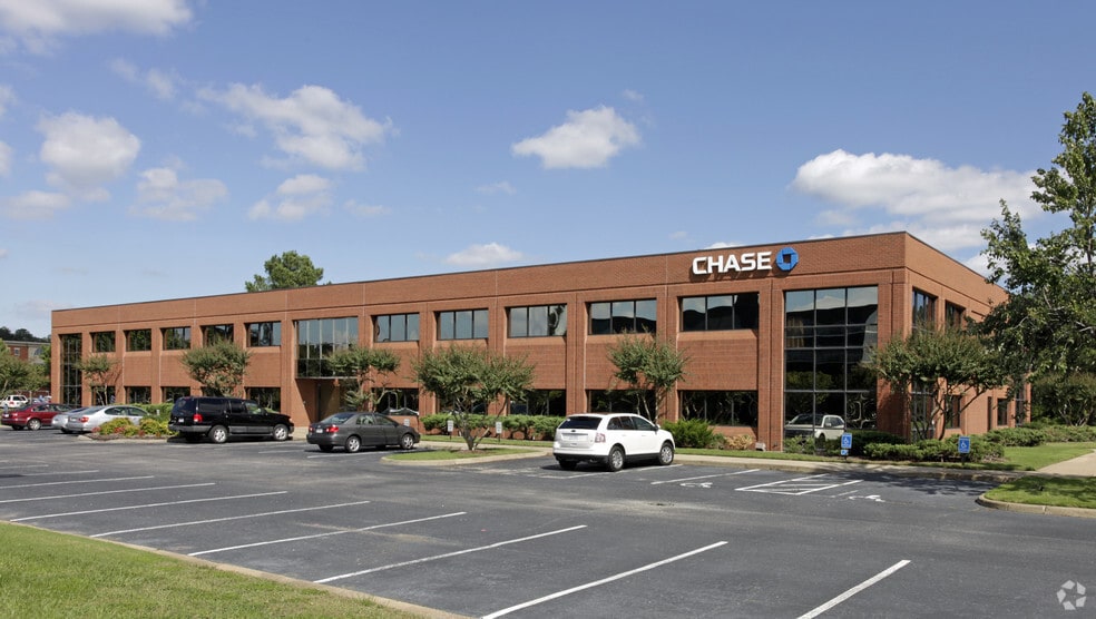 More Photos Of 596 Lynnhaven Pky, Virginia Beach Office For Lease