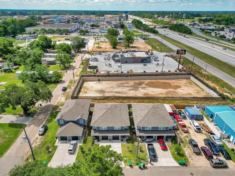 More Photos Of 501 Hines Ave, Willis Apartments For Sale