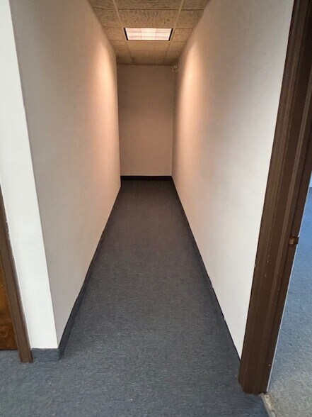 More Photos Of 3000 N Federal Hwy, Fort Lauderdale Storefront For Lease