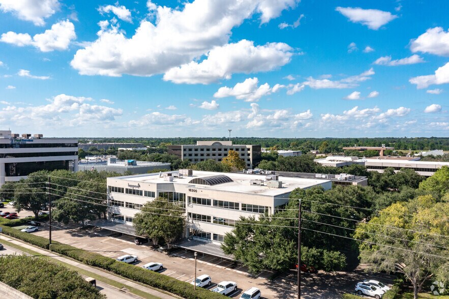 More Photos Of 16300 Katy Fwy, Houston Office For Lease