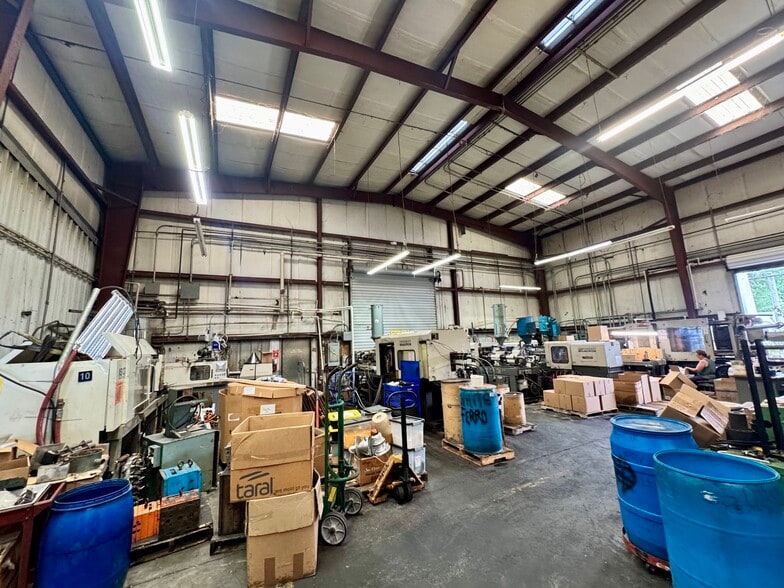 More Photos Of 565 Parque Dr, Ormond Beach Warehouse For Sale