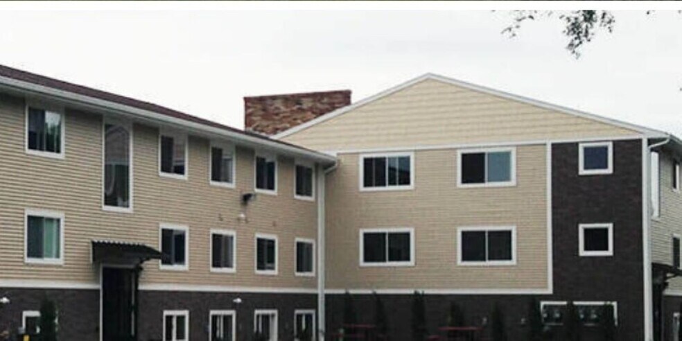 More Photos Of 1308 E Gaylord St, Mount Pleasant Apartments For Sale