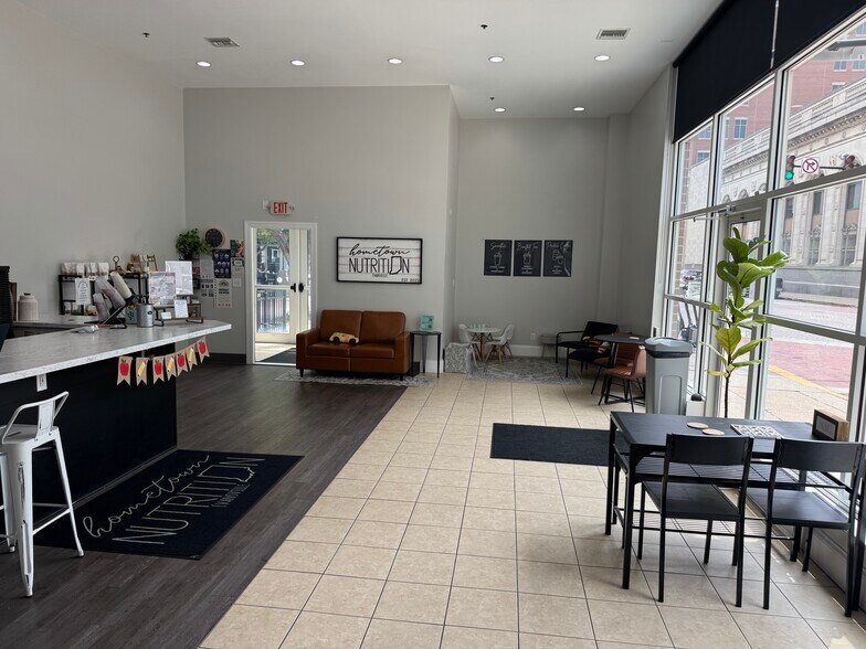 More Photos Of 300 Main St, Evansville Apartments For Sale