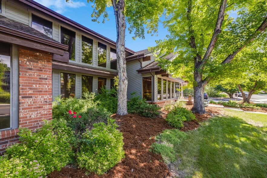 More Photos Of 141 W Davies Ave N, Littleton Office For Sale