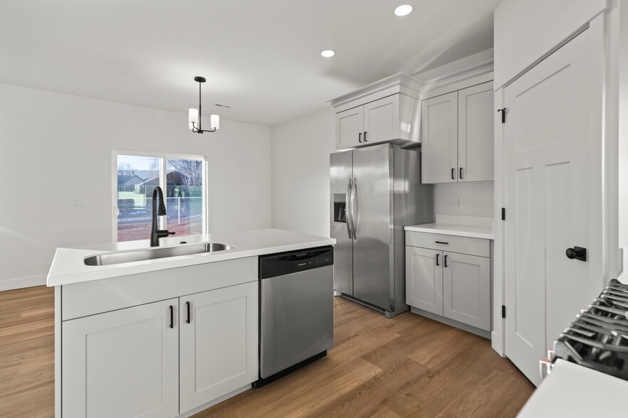 More Photos Of 39 N 200 E, Richfield Multifamily For Sale