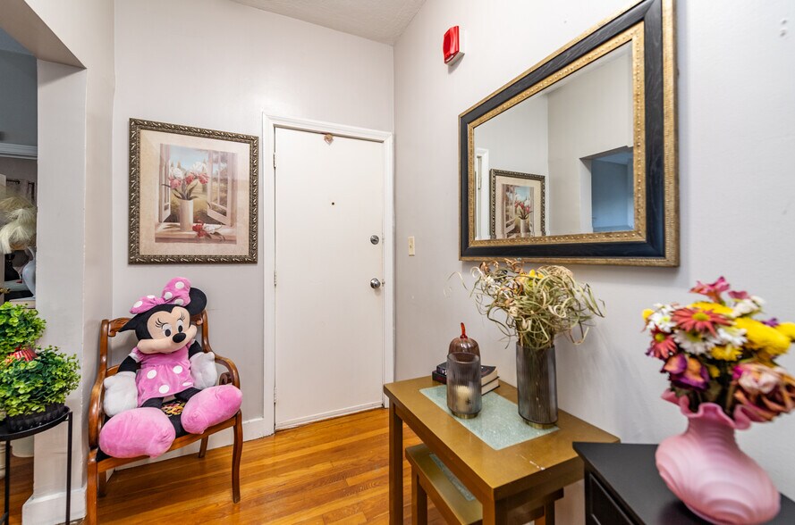 More Photos Of 140 Callender St, Boston Apartments For Sale