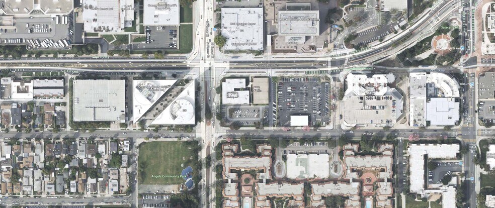 More Photos Of 888 W Santa Ana Blvd, Santa Ana Medical For Sale