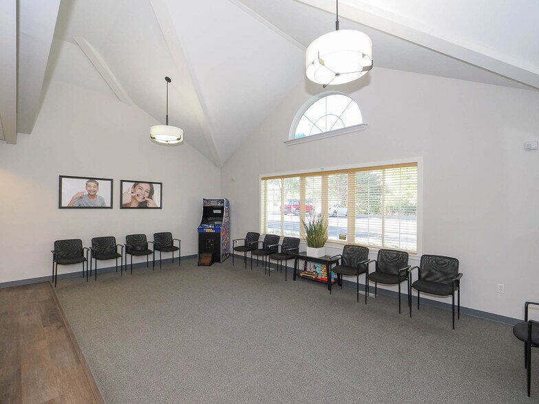 More Photos Of 3105 W 5400 S, Salt Lake City Medical For Sale