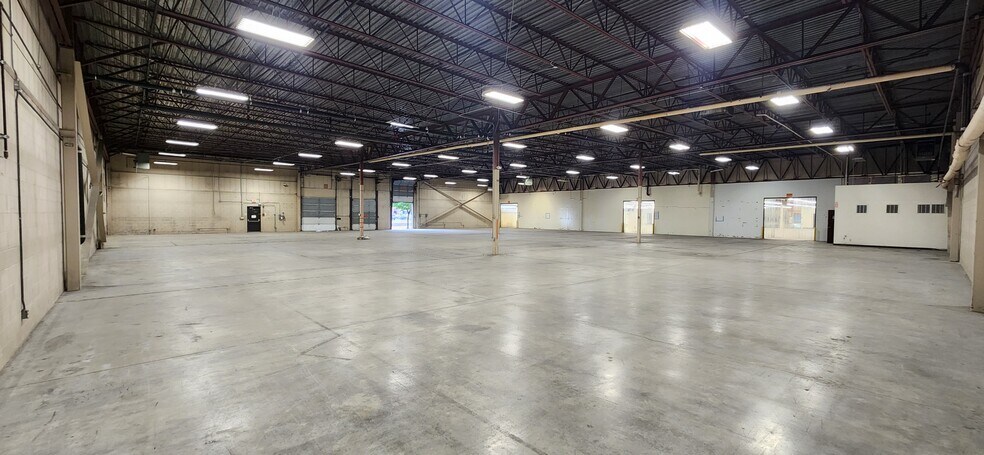 More Photos Of 236 N 2200 W, Salt Lake City Manufacturing For Lease