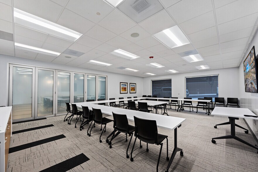 More Photos Of 6312 S Fiddlers Green Cir, Greenwood Village Office For Lease