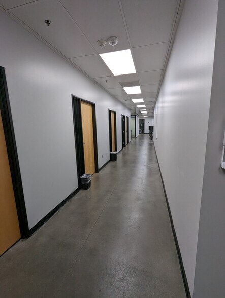 More Photos Of 2705 Media Center Dr, Los Angeles Warehouse For Lease