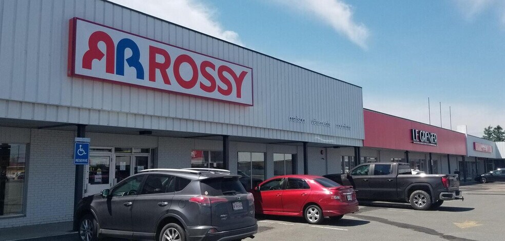 More Photos Of 229 Bd J. D. Gauthier, Shippagan General Retail For Lease