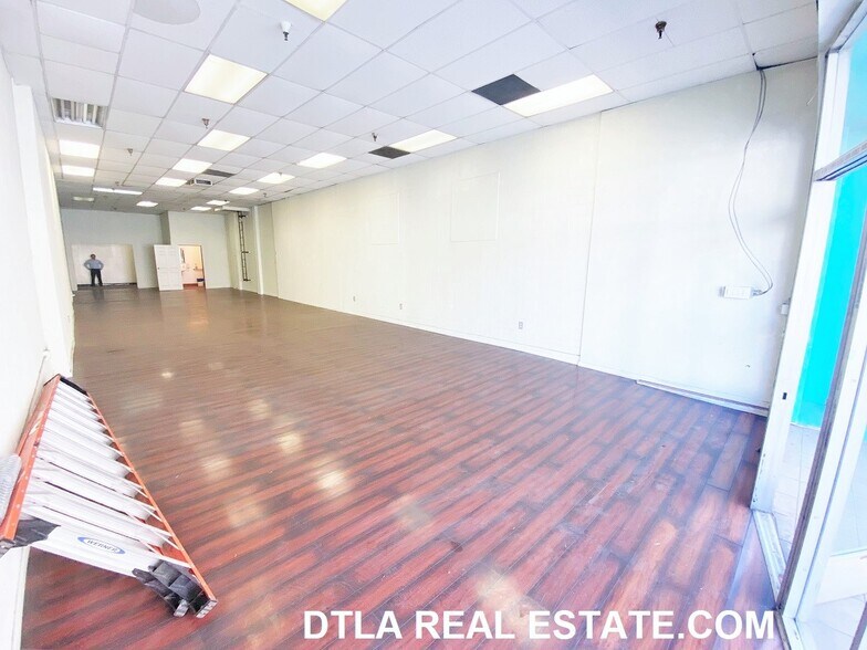 More Photos Of 248-260 S Broadway, Los Angeles General Retail For Sale