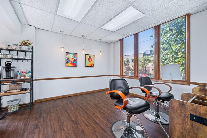 More Photos Of 5129 Liberty Ave, Pittsburgh Office Residential For Lease