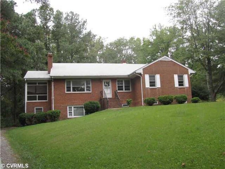 Primary Photo Of 7999 Fast Ln, Mechanicsville Apartments For Sale