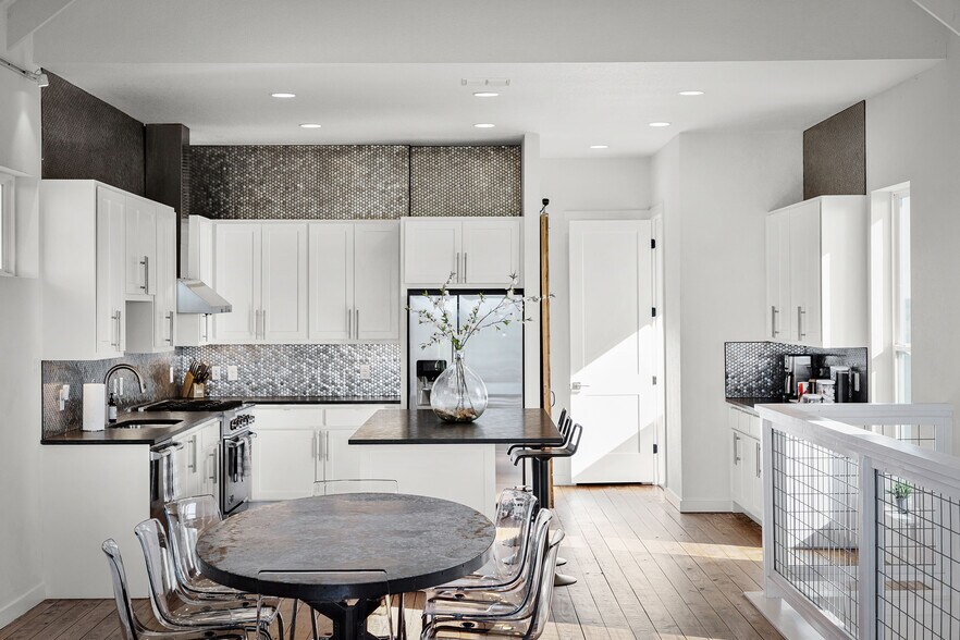 More Photos Of , New Braunfels Specialty For Sale