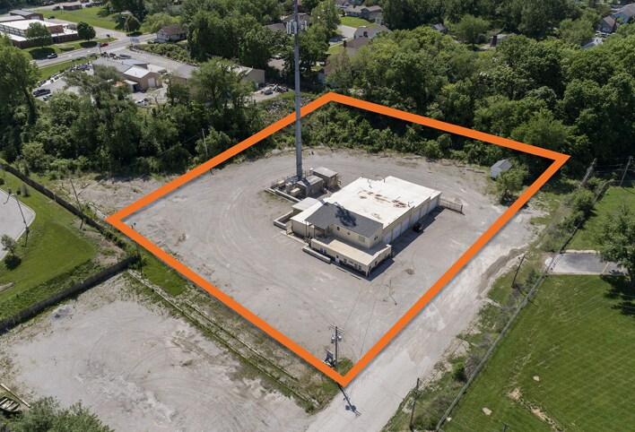 Primary Photo Of 2341 S Woodland Ave, Independence Warehouse For Sale