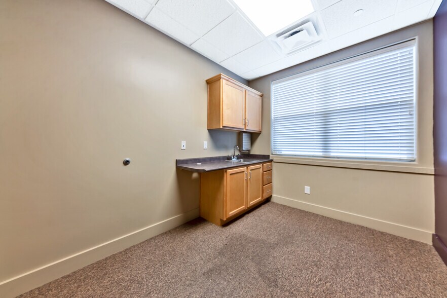 More Photos Of 7478 S Campus View Dr, West Jordan Medical For Lease