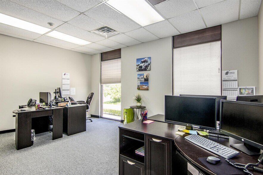 More Photos Of , Kemah Office For Sale