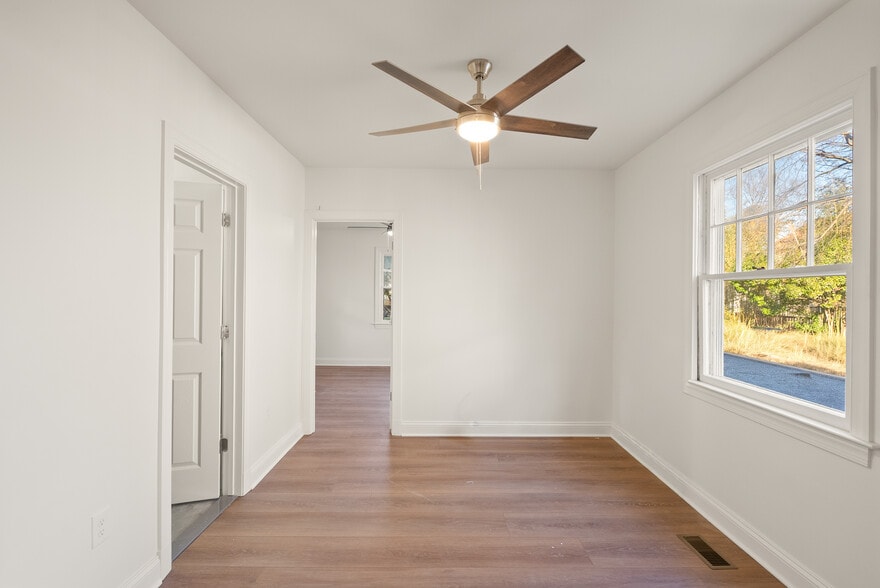 More Photos Of 4618 College Ave, College Park Multifamily For Sale