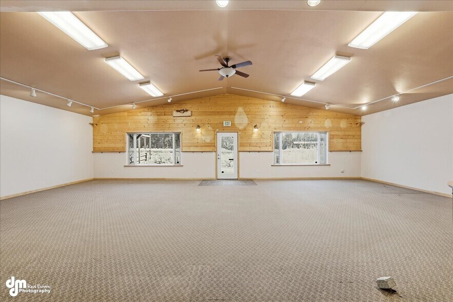 More Photos Of 32630 June Dr, Sterling Storefront For Sale