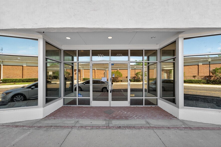 More Photos Of 106-109 N Evers St, Plant City Medical For Lease