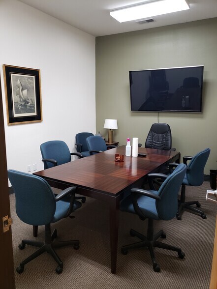 More Photos Of 10390 W Bradford Rd, Littleton Office Residential For Sale