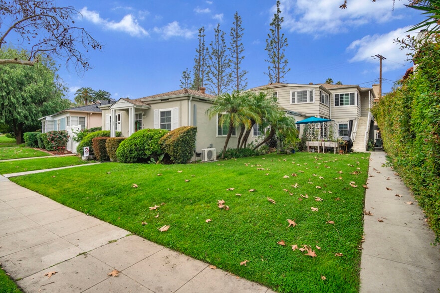 More Photos Of 2907 W Riverside Dr, Burbank Apartments For Sale