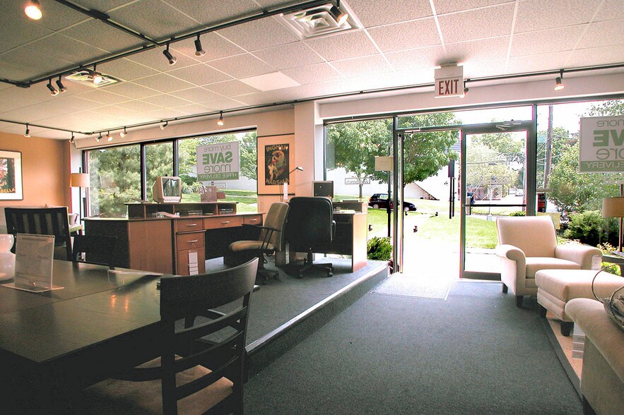 More Photos Of 159 W Putnam Ave, Greenwich General Retail For Sale