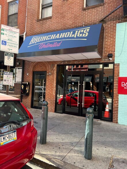 More Photos Of 38-40 S 19th St, Philadelphia Restaurant For Lease