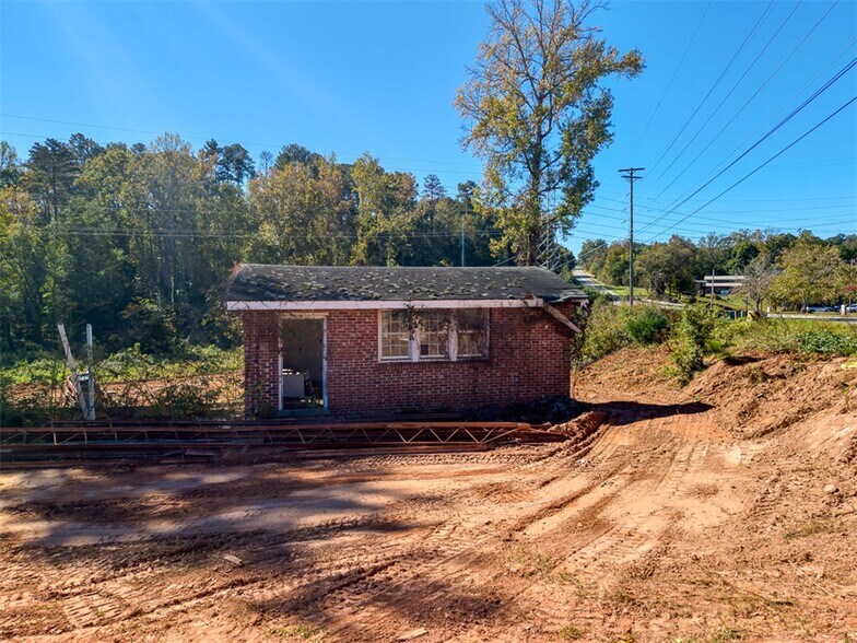 More Photos Of 10732 Clemson Blvd, Seneca Land For Sale