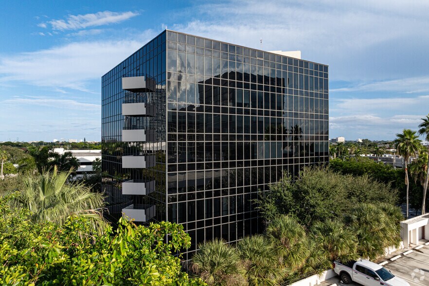 More Photos Of 1401 Forum Way, West Palm Beach Medical For Lease