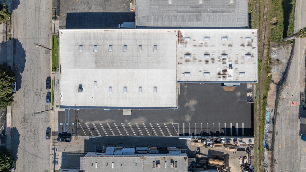 More Photos Of 2854-2856 Supply Ave, Commerce Warehouse For Sale