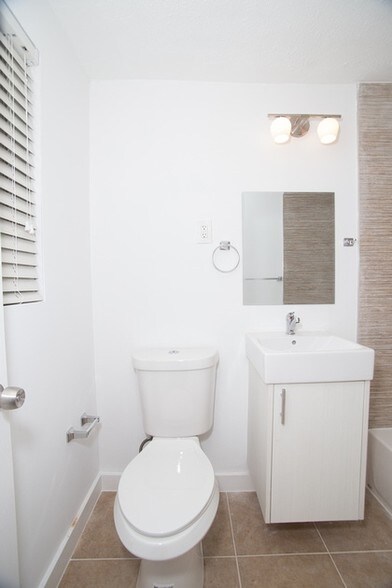 More Photos Of 1995 Bay Dr, Miami Beach Apartments For Sale