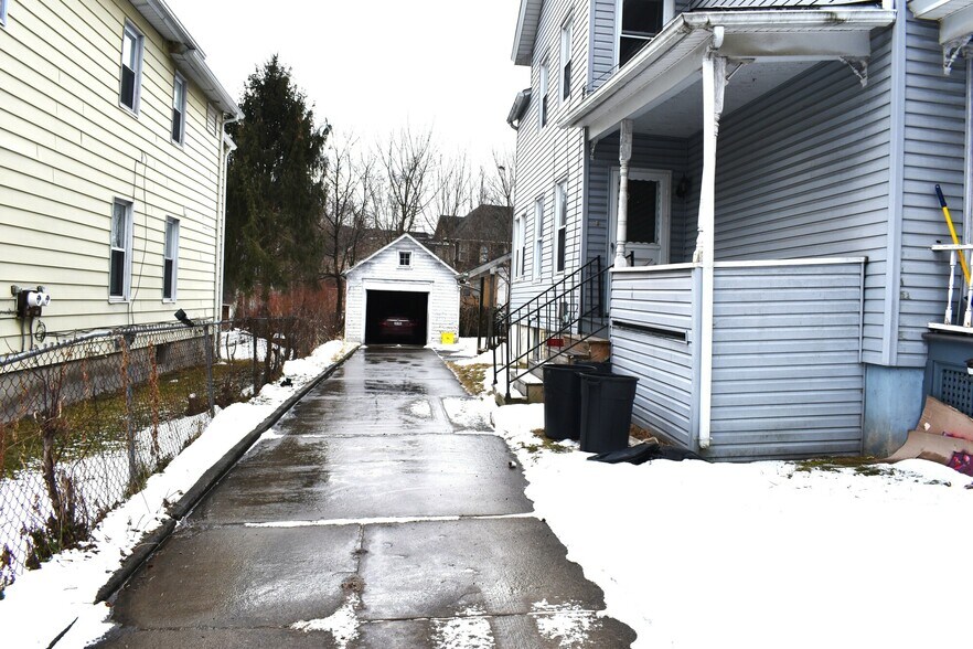 More Photos Of 51 Seminary Ave, Binghamton Apartments For Sale