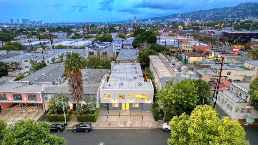 More Photos Of 1047 N Sierra Bonita Ave, West Hollywood Apartments For Sale