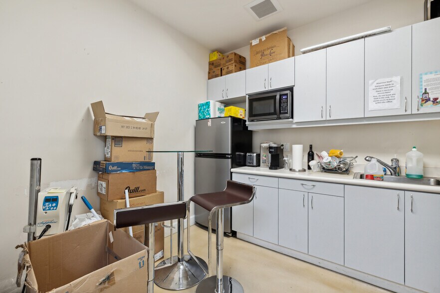 More Photos Of 250-260 Stockton St, San Francisco Office For Lease