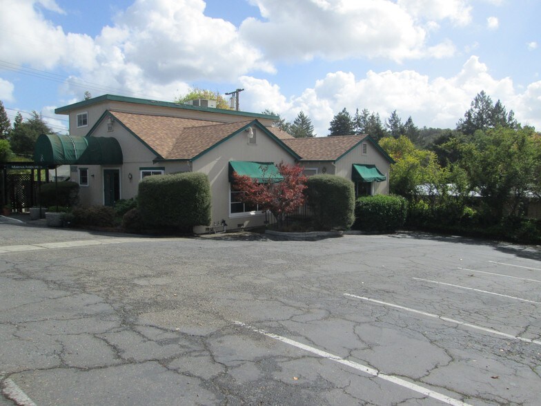 More Photos Of 4918 Sonoma Hwy, Santa Rosa General Retail For Sale