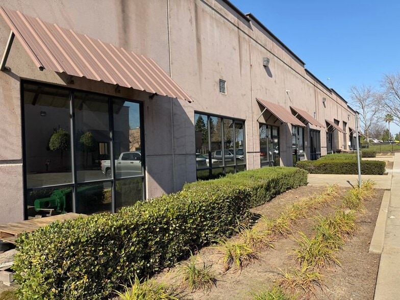 More Photos Of 1001 Nichols Dr, Rocklin Warehouse For Lease