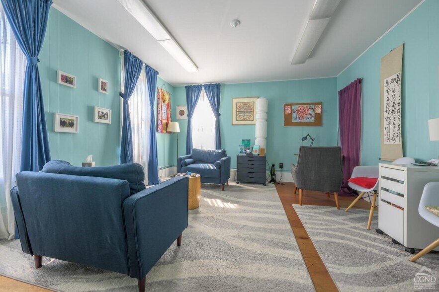 More Photos Of 84 Green St, Hudson Office For Lease