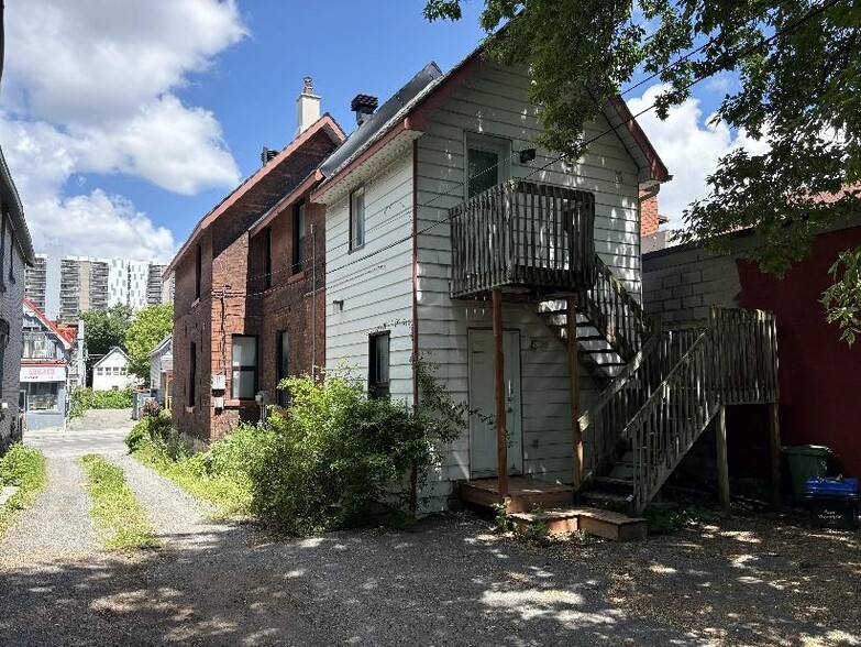 More Photos Of 636 Somerset St W, Ottawa Storefront For Sale